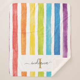 Name des Regenbogens Monogramm Wasserfarbstreifen Sherpadecke