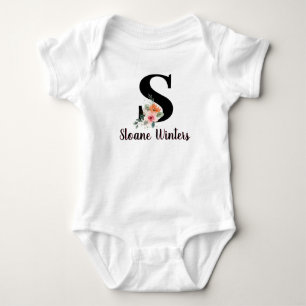 Name des roten, floralen, benutzerdefinierten Text Baby Strampler