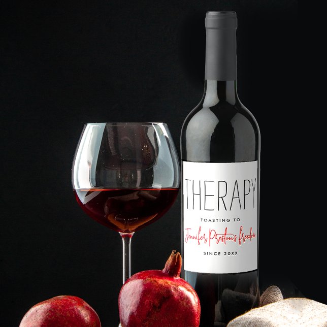 Name des schlichten Schwarz-Weiß-Spaßes Weinetikett (Von Creator hochgeladen)