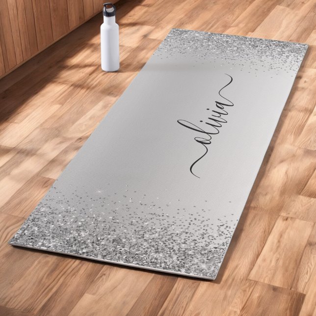 Name des Silver Glitzer-Sparkle-Metal-Monogramms Yogamatte (Von Creator hochgeladen)