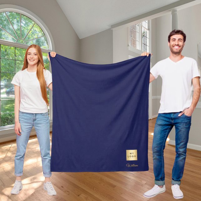 Name des Unternehmens: Navy Blue Gold Firmenlogo Fleecedecke (Von Creator hochgeladen)