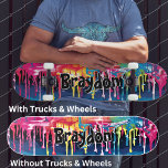 Name hinzufügen, Tropfen anmalen Graffiti hinzufüg Skateboard<br><div class="desc">Fügen Sie Name oder irgendeinen Text,  Paint Tropfen Graffiti Skateboard,  - sehen Sie meinen Laden für viel mehr großartige Designs.</div>