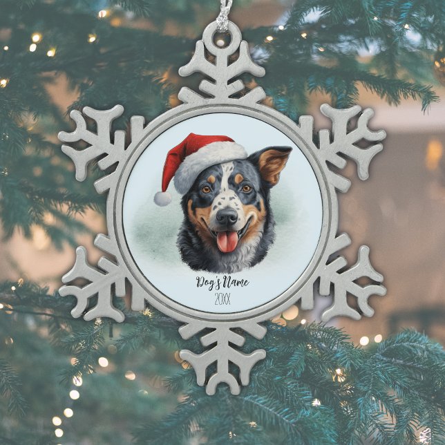 Name Jahr der australischen Weihnachtsmannmütze Schneeflocken Zinn-Ornament (Personalize with Dog's Name & Year, or add other text, or delete if not required.)