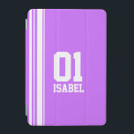 Name lila und weiße Sportnummer ipcover iPad Mini Hülle<br><div class="desc">Lila und weiße Pad-Gehäuseabdeckung. In einem sportlichen Shirt Stil Anpassen mit dem Namen und besonderen Alter, Jahr oder Glückszahl Ihrer Wahl. Der Fall lautet derzeit: Isabel 01. *Bitte beachten Sie, dass einige Namen aufgrund der Art des Schriftartes nicht immer passen. Ein perfektes Geschenk für einen lebendigen sportlichen Fan oder ein...</div>