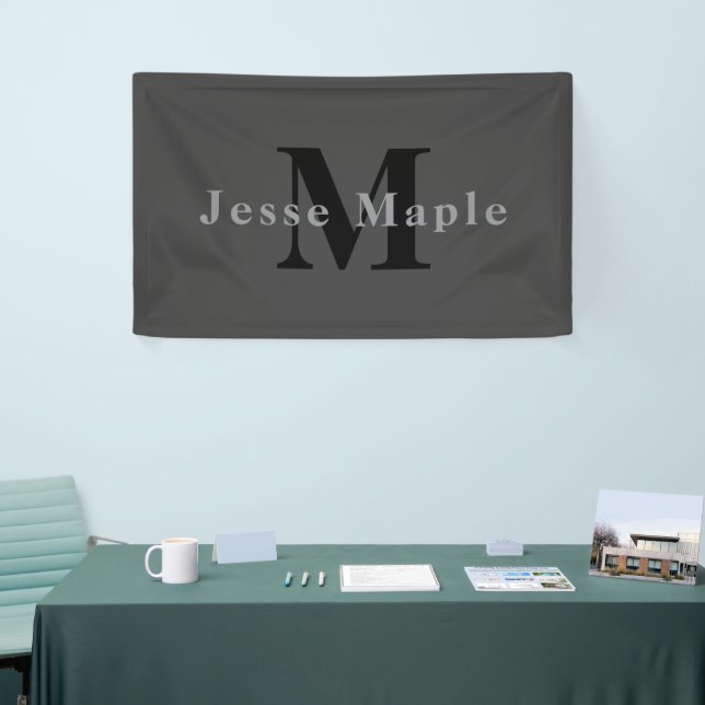 Name & Monogramm | Dunkelgrau Banner (Messeveranstaltung)