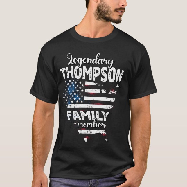 Name Thompson US Flag Thompson Nachname Thompson T-Shirt (Vorderseite)