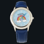 Name über dem Regenbogen Armbanduhr<br><div class="desc">Helles und farbenfrohes Regenbogendesign personalisiert mit dem Namen Ihres Kindes.</div>