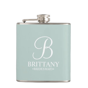 Name und Monogramm der personalisierten Bridesmaid Flachmann