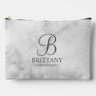 Name und Monogramm der personalisierten Bridesmaid Zubehörtasche