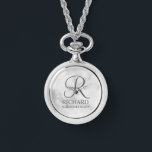 Name und Monogramm des personalisierten Trauzeugen Armbanduhr<br><div class="desc">Eleganter Personalisierter Trauzeuge in Schwarz und Weiß mit personalisiertem Monogramm im eleganten, grau-eleganten Script-Schriftart-Stil mit Trauzeugen Namen und Titel im klassischen Serif-Schriftart-Stil auf weißem Marmorhintergrund. Auch perfekt für Trauzeuge, Brautvater, Brautjungfrau, Trauzeugin, Blume Mädchen, Brautmutter und mehr. Bitte beachten Sie: Die Marmordetails werden im Kunstwerk simuliert. Bei der Herstellung dieses Produktes...</div>