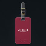 Name und Monogramm des personalisierten Trauzeugen Gepäckanhänger<br><div class="desc">Moderne Geschenke für Personalisierten Trauzeuge mit dem Namen,  dem Titel und dem Hochzeitstag des personalisierten Trauzeugen im klassischen,  weißen Serifenstil auf bordeauxrotem Hintergrund. Auch perfekt für Trauzeuge,  Vater der Braut und mehr.</div>