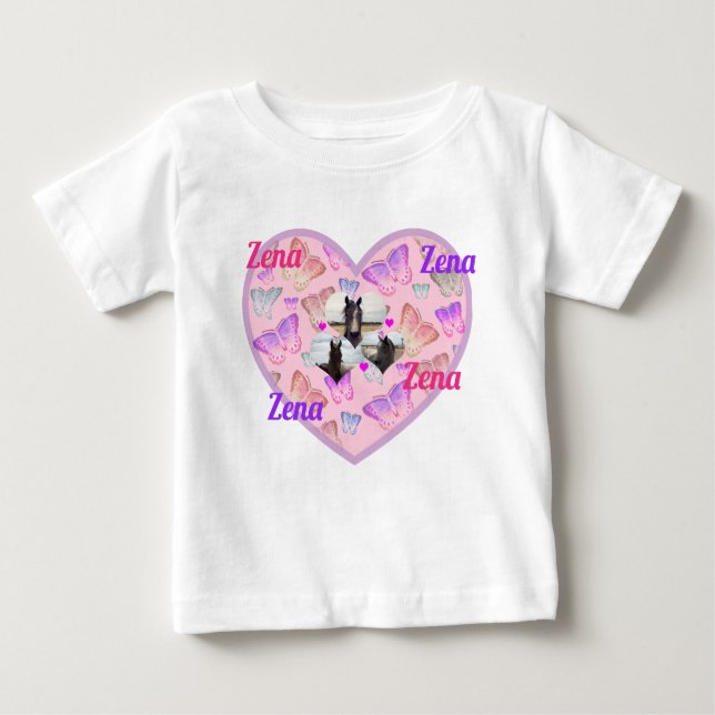 Name Zena mit Pferden und Schmetterlingen, Baby T-shirt (Vorderseite)