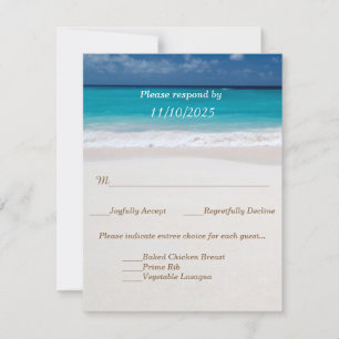 Namen in Herz auf der Sand Wedding RSVP Karte