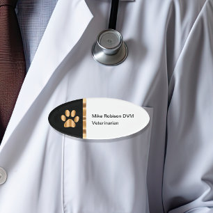 Namensschilder für das Team von Classy Veterinary Namenschild