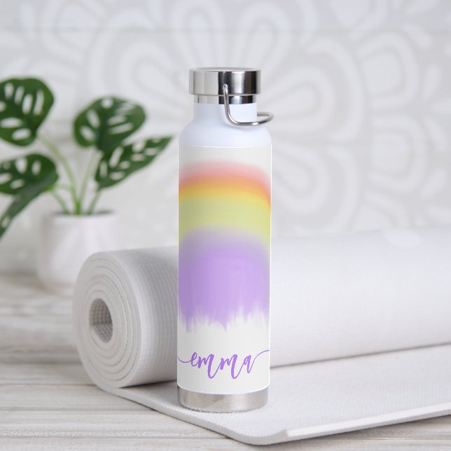 Namensskript farbiger Regenbogen personalisiert Trinkflasche (Yoga)