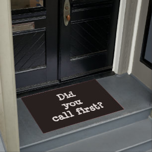 Nannten Sie erste lustige Fußmatte