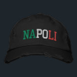 NAPOLI Neapel Italien Vintager Rot-Stil Bestickte Baseballkappe<br><div class="desc">NAPOLI "Neapel" Italienischer Stadtname bestickt mit Italien Flag Farben Grün Weiß und Rot auf Schwarz Vintagen Stil Not leidenden Baumwollhut. Schenken Sie jedem,  der das schöne Land Italiens liebt,  ein wunderbares Geschenk!</div>