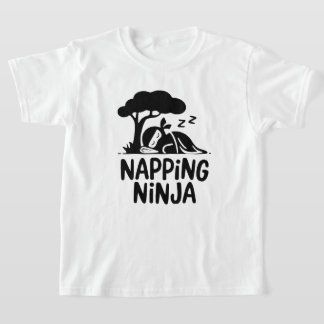 Napping Ninja Niedliche Schlaflosigkeit Ninja Art T-Shirt