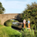 NARROWBOATS<br><div class="desc">Die im Vereinigten Königreich als Schmalboote bekannten Kanalboote wurden ursprünglich zur Beförderung von Gütern im ganzen Land eingesetzt. Sie werden heute hauptsächlich zur Freizeitgestaltung genutzt und ziehen Menschen aus aller Welt an, um unsere ländliche Umgebung zu genießen. Diese Boote sehen sehr hübsch mit ihren hellen Kabinen aus, die traditionell blau,...</div>