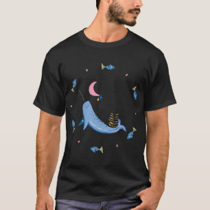 Narwal mit Fischen und Sternen - pink blau gelb T-Shirt