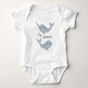 Narwhal Oh Whale Baby Bodysuit (dunkler Text) Strampler