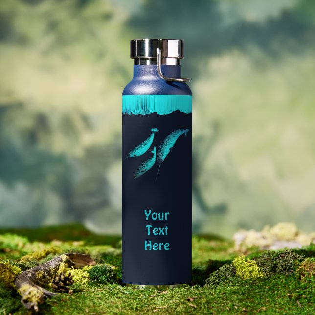 Narwhal Under The Ice Trinkflasche (Außenbereich (gedreht))