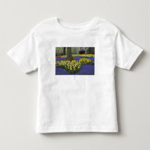 Narzissen-, Traubenhyazinthen- und Tulpen-Garten, Kleinkind T-shirt