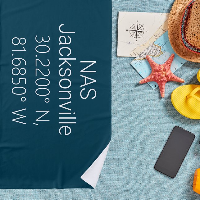 NAS Jacksonville Latitude Longitude Strandtuch (Von Creator hochgeladen)