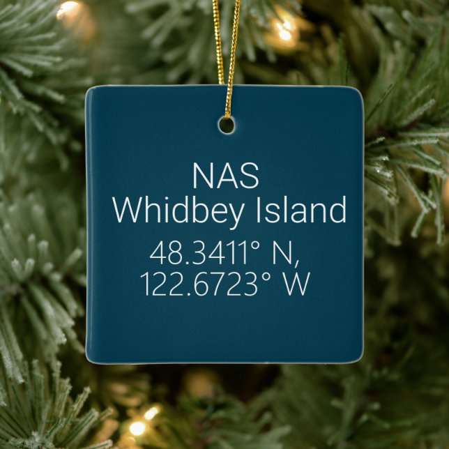 NAS Whidbey Island Latitude Länge Keramikornament (Baum)