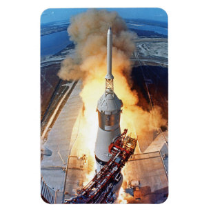 NASA Apollo 11 Moon Landing Rocket Launch Magnet