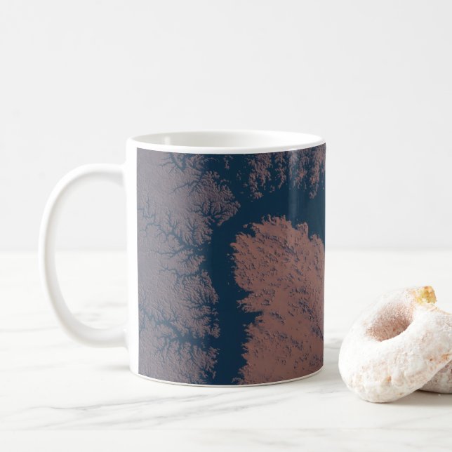 Nasser Kaffeetasse (Mit Donut)