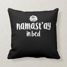 naste im bett namast'ay in bed kissen