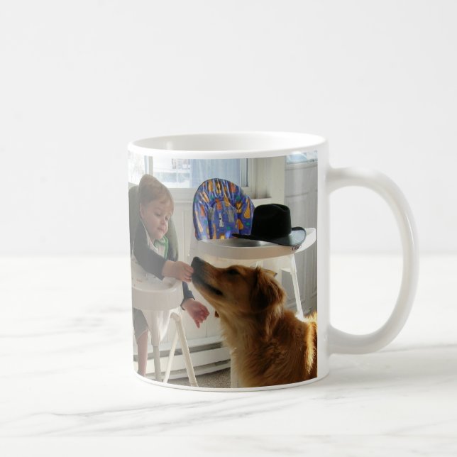 Nathan füttert Reba große Kaffee-Tassen Tasse (Rechts)