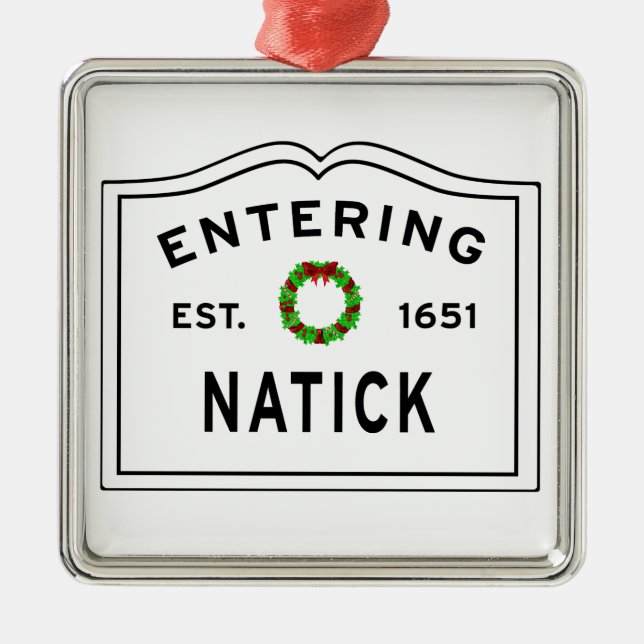 Natick, MA Holiday Wreath Metal Ornament (Vorne)
