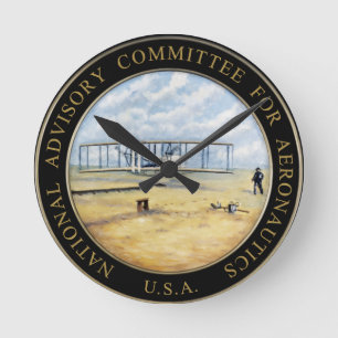 National Advisory Committee for Aeronautics Logo Runde Wanduhr