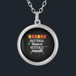 National Hispanic Heritage Monte Funny Gift Versilberte Kette<br><div class="desc">National Hispanic Heritage Month Funny Gift hispanic, latinos, herbe, latina, spanisch, Vintag, Retro, mexican, Culture, mexico, Flaggen, stolze, Geschenke, Stolz, Lateinamerika, Unabhängigkeit, Länder, nationales hispanisches Erbe Monat, 2021, Regenbogen</div>