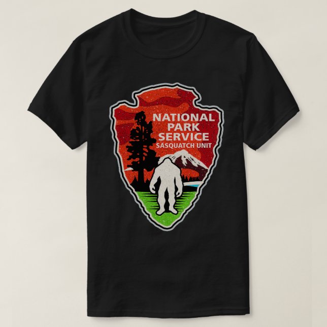 National Park Service Sasquatch Bigfoot Unit Arrow T-Shirt (Design vorne)