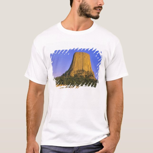 Nationaldenkmal von Devils Tower in Wyoming T-Shirt (Vorderseite)
