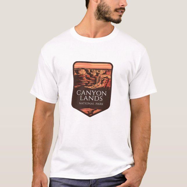 Nationalpark Canyonlands Sonnenuntergang Emblem T-Shirt (Vorderseite)