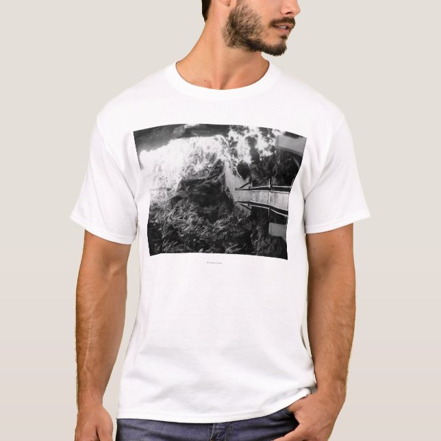 Nationalpark Hawaiis, Ansicht eines Lava-Rohrs T-Shirt (Vorderseite)