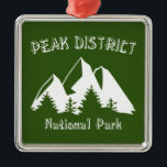 Nationalpark Peak District Ornament Aus Metall<br><div class="desc">Auf mehr als 550 Quadratkilometern und dem ursprünglichen Nationalpark des Vereinigten Königreichs bietet der Peak District National Park Millionen von Menschen einen Vorgeschmack auf die Natur.</div>