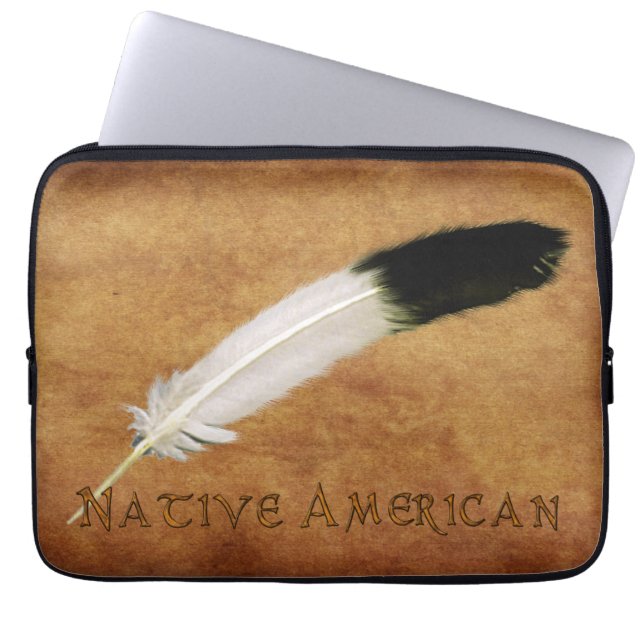 NATIVE AMERICAN Sacred Feather Laptop Sleeve (Vorderseite)