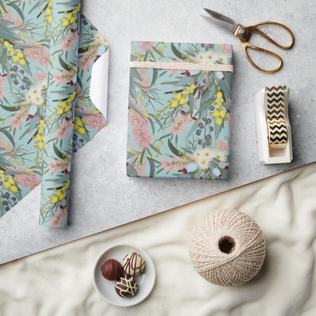 Native Bush Blooms Summer Blue Geschenkpapier (Kunsthandwerk)