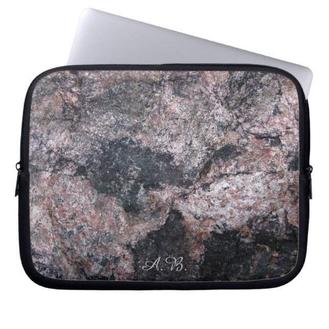 Natur-Felsen-Pinkish Beschaffenheit mit Initialen Laptopschutzhülle (Vorderseite)