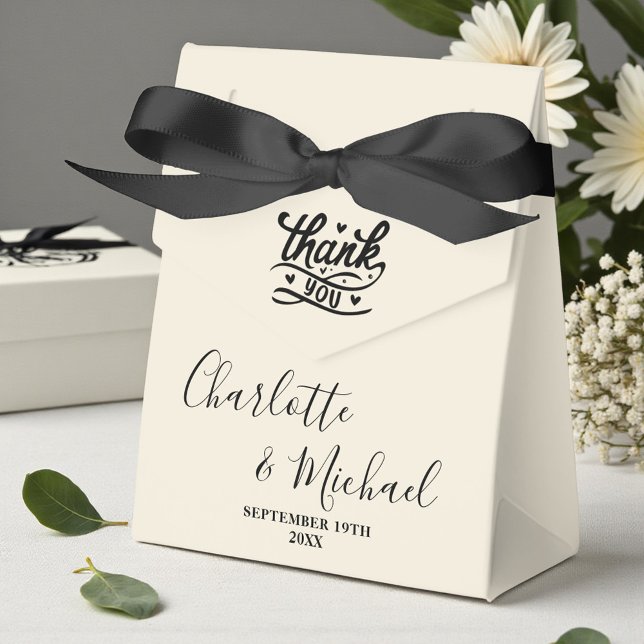 Natural White Script Minimalist Wedding Geschenkschachtel (Von Creator hochgeladen)