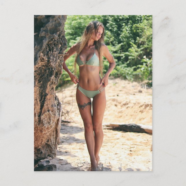 Nature girl Bikini Postkarte (Vorderseite)
