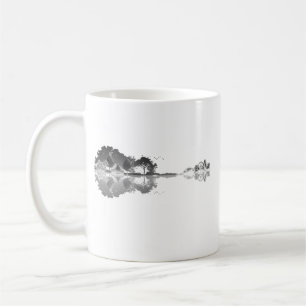 Nature's Song: Forest Landscape Gitarre Art Kaffeetasse