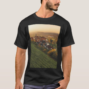 Naturgebirgsbäume Blätter Grüner Herbst Aktiv T-Shirt