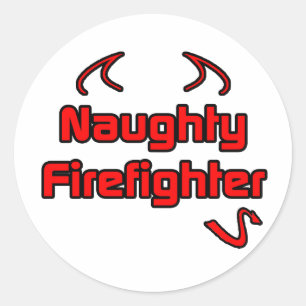 Naughty Firefighter Runder Aufkleber