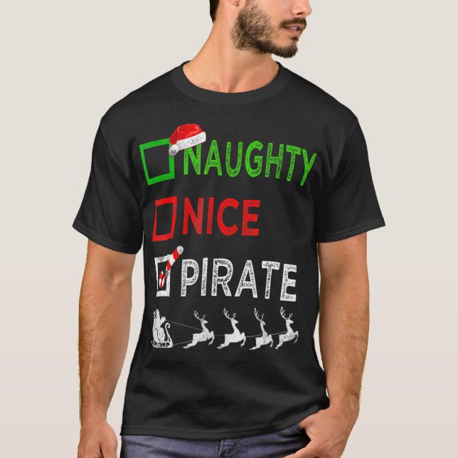Naughty Nice Pirate Christmas Funny Santa Reindeer T-Shirt (Vorderseite)